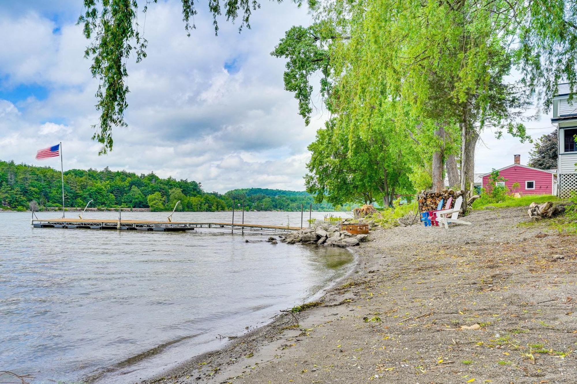 Waterfront Home On Lake Champlain With Dock And Kayaks Orwell Exterior foto
